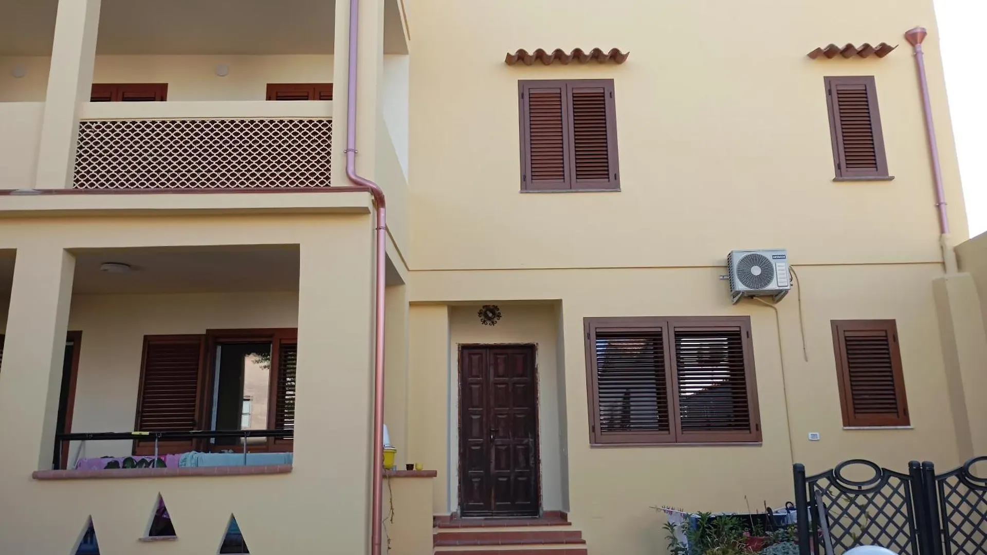 Appartamento Raggio Di Sole Pula Apartment
